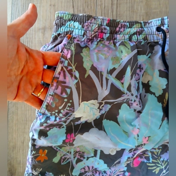 Paul Smith Swim Shorts Men's Size M - Picture 3 of 6